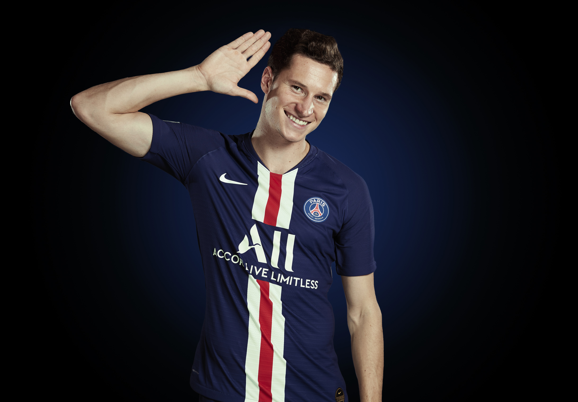Julian Draxler Photoshoot Portrait  Paris St Germain © Mark Robinson Photographer EA Sports Volta Fifa20